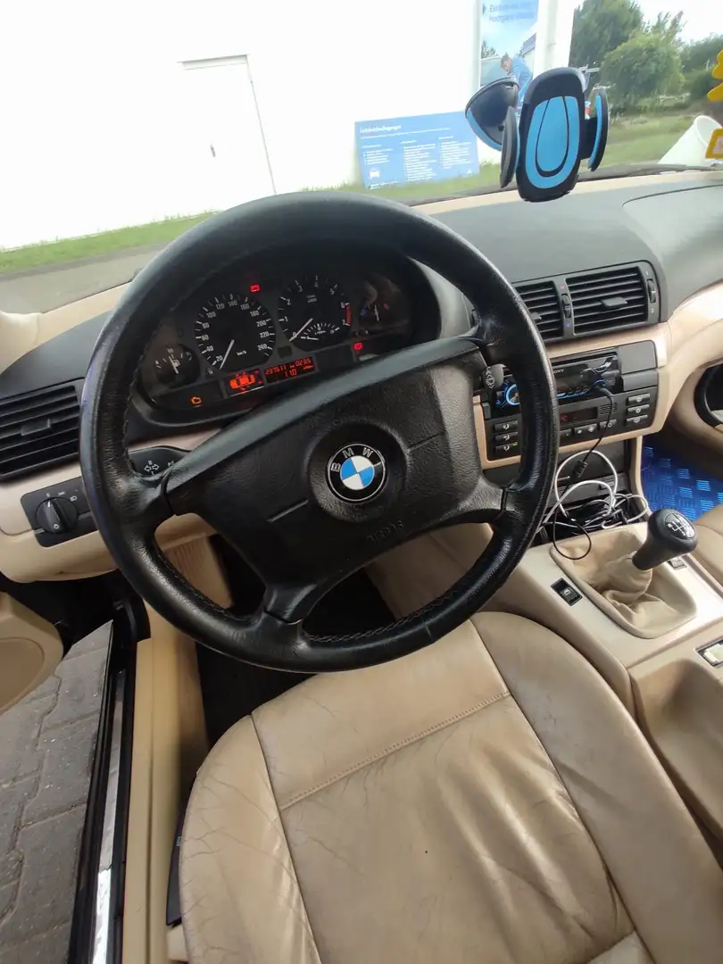 BMW 325 325i - 2
