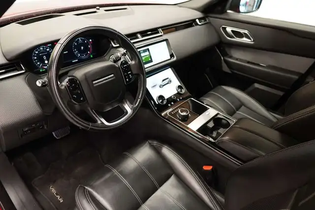 Land Rover Range Rover Velar view 13
