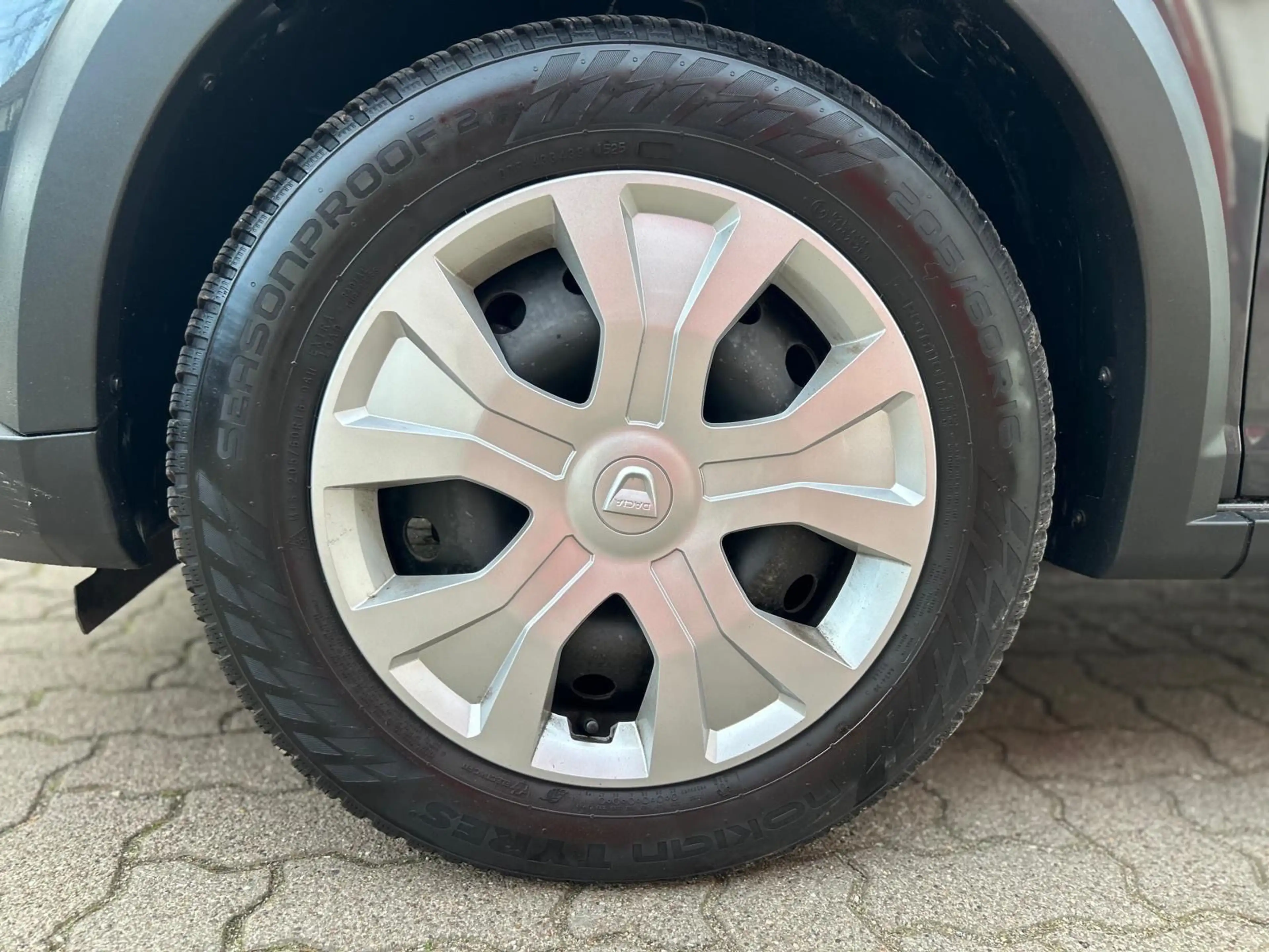 Dacia Jogger Essential/AHK/7-SITZE/GJR/TÜV NEU/TEMP — photo 8
