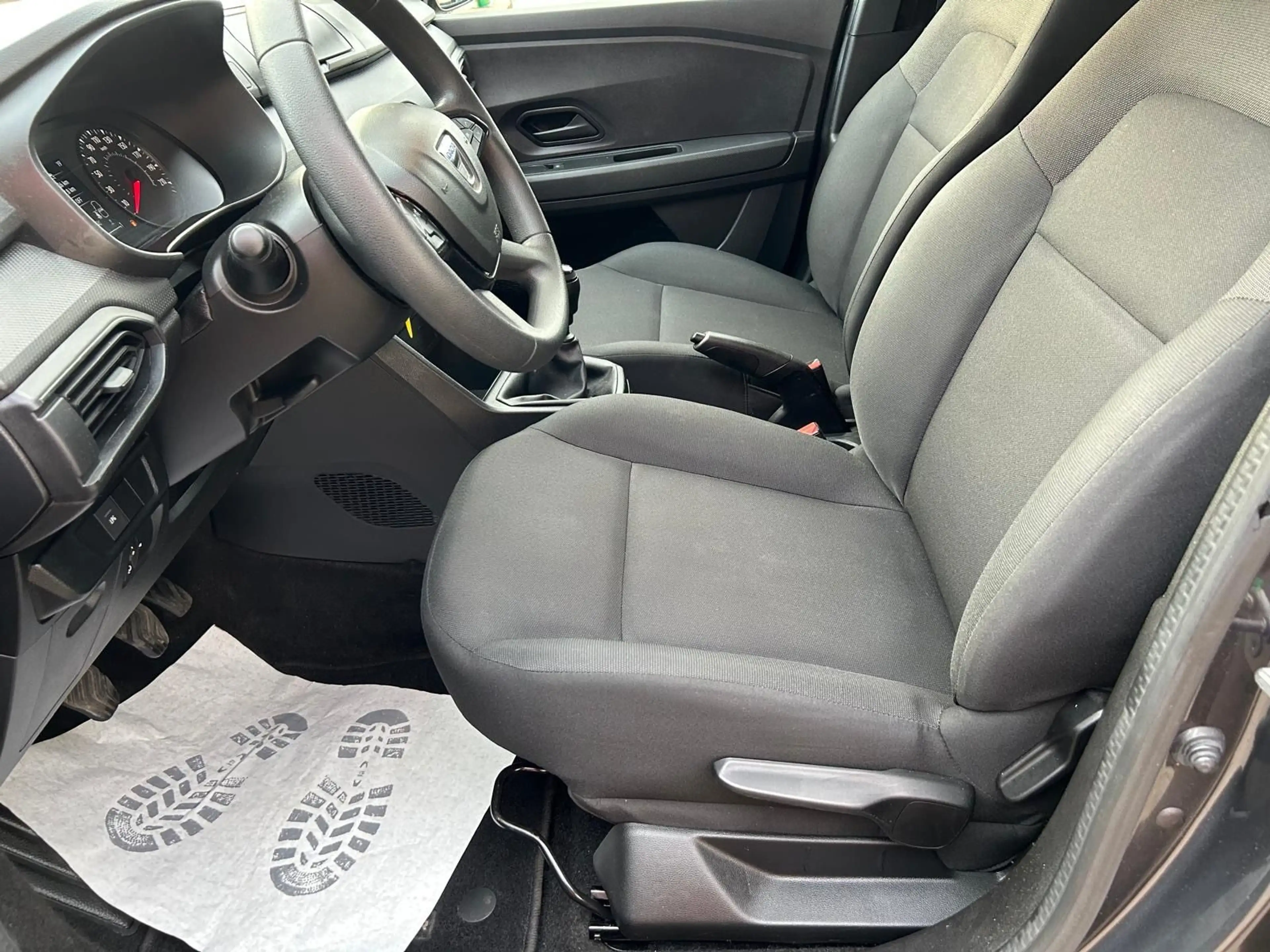 Dacia Jogger Essential/AHK/7-SITZE/GJR/TÜV NEU/TEMP — photo 11