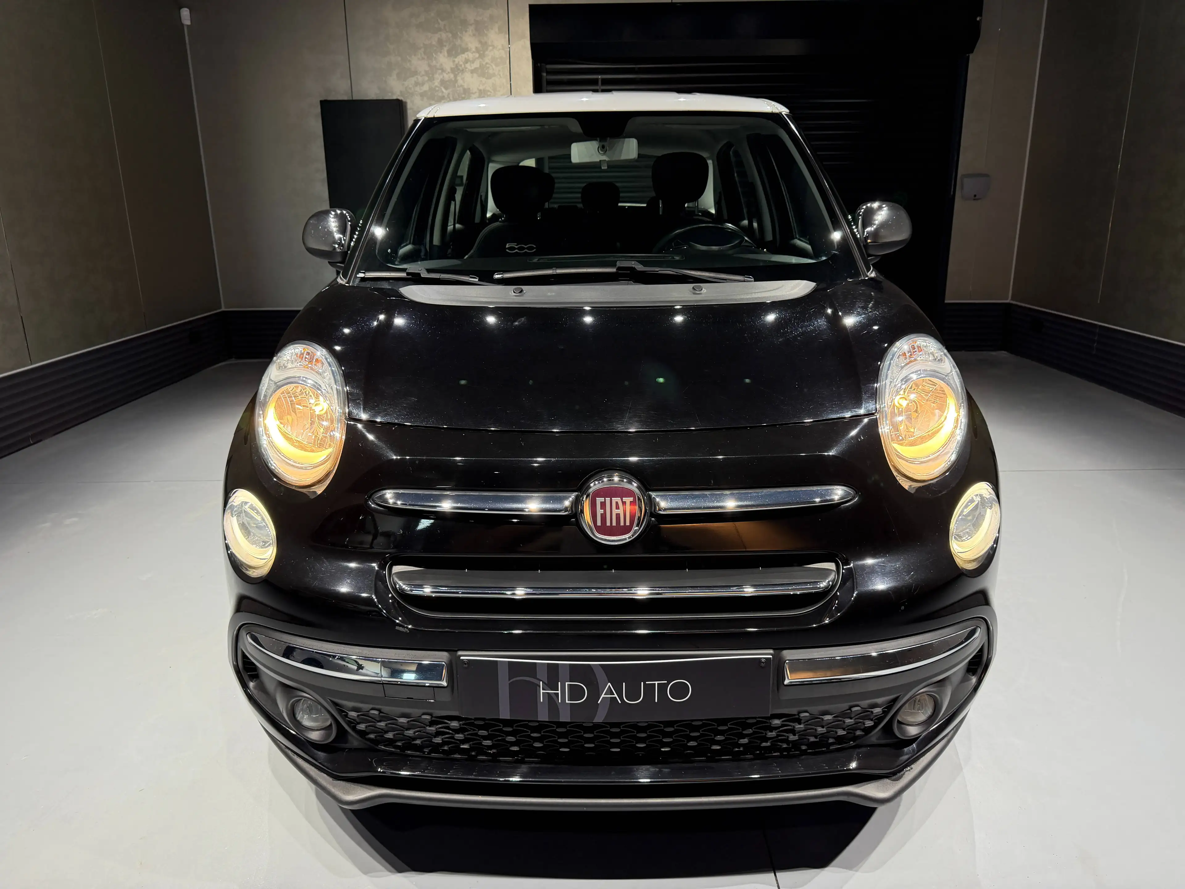 Fiat 500L 500L 1.4i MIRROR SERIE//1ER PRO 98.700KM//GPS//LED//UCONNECT// — photo 4