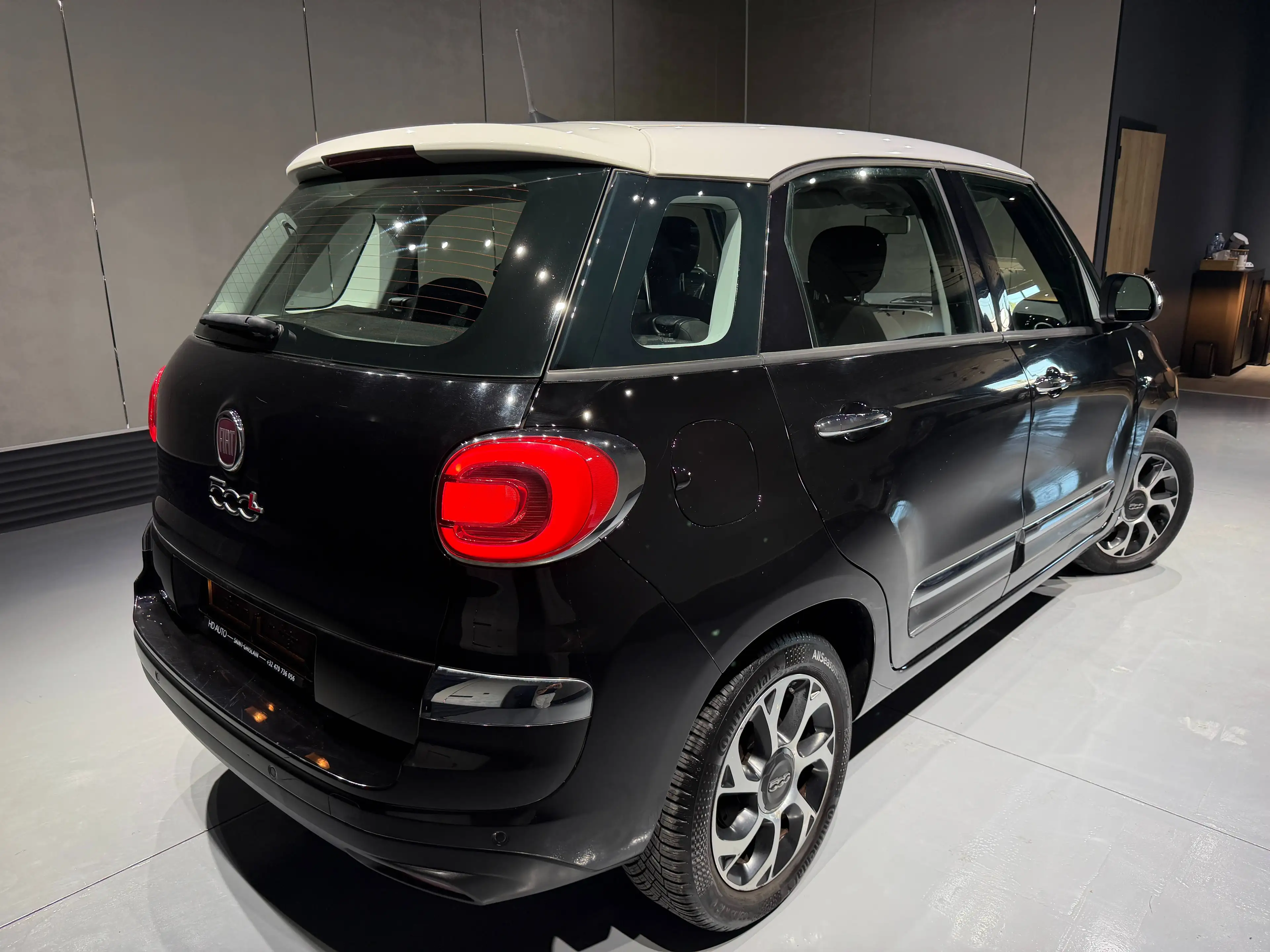 Fiat 500L 500L 1.4i MIRROR SERIE//1ER PRO 98.700KM//GPS//LED//UCONNECT// — photo 14
