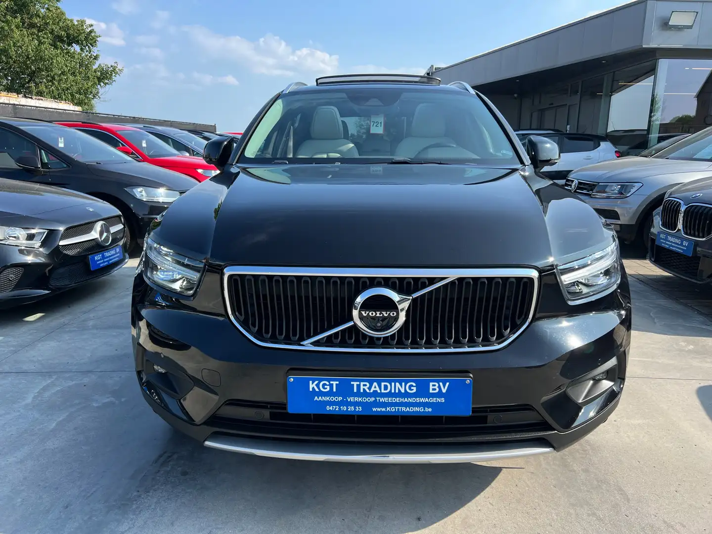Volvo XC40 1.5 T3 AUTOMAAT NAVI LEDER 360 CAMERA PANO FULL Zwart - 2