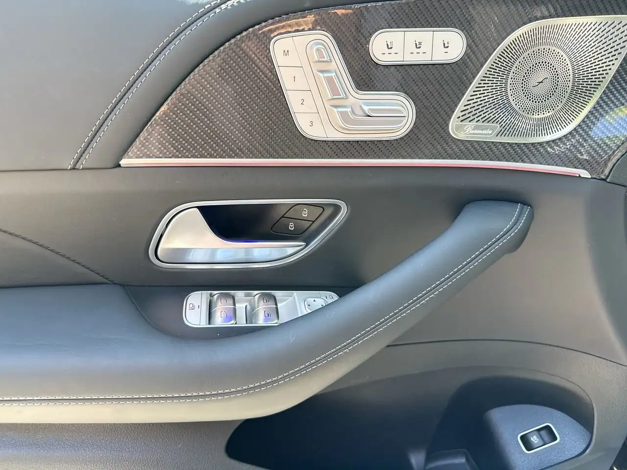 Mercedes-Benz GLE снимка Mercedes-Benz GLE