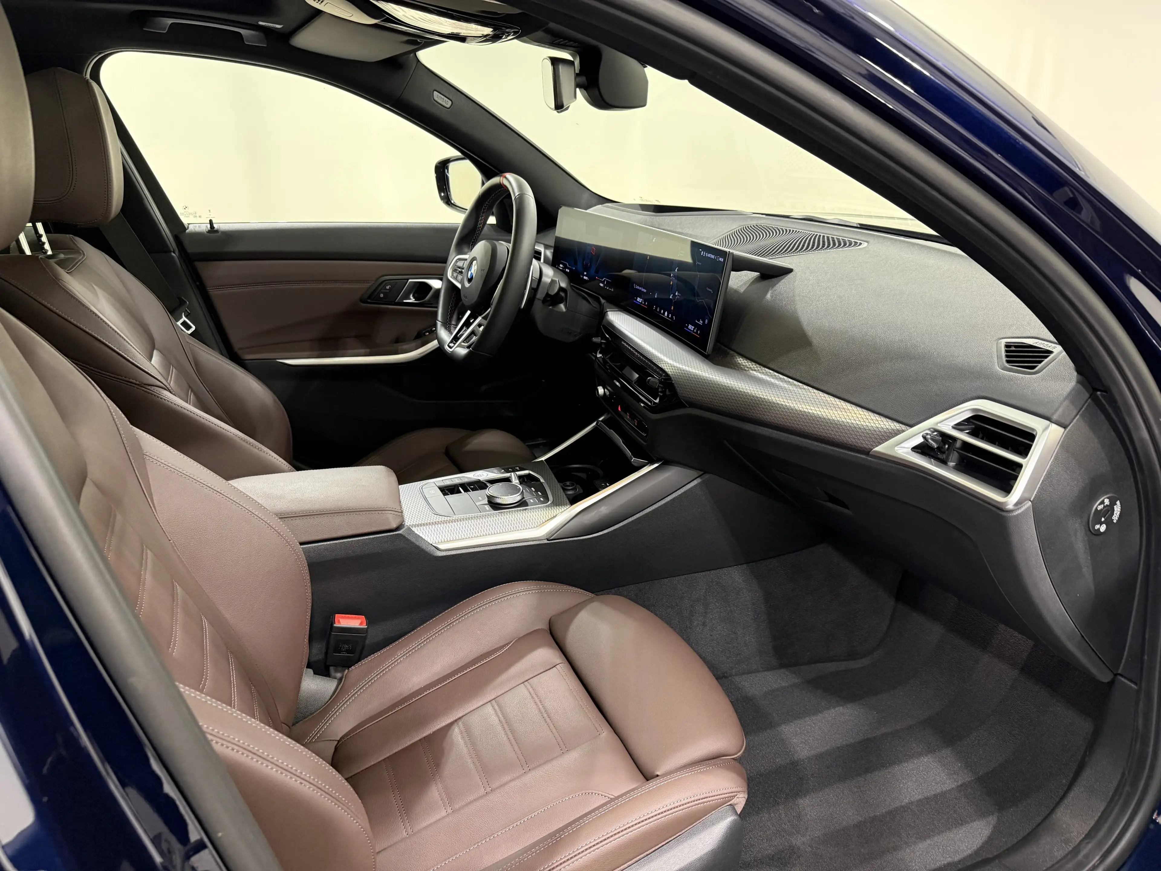 BMW 340 M340i xDrive Touring HUD HiFi 360° Pano Memory — photo 10