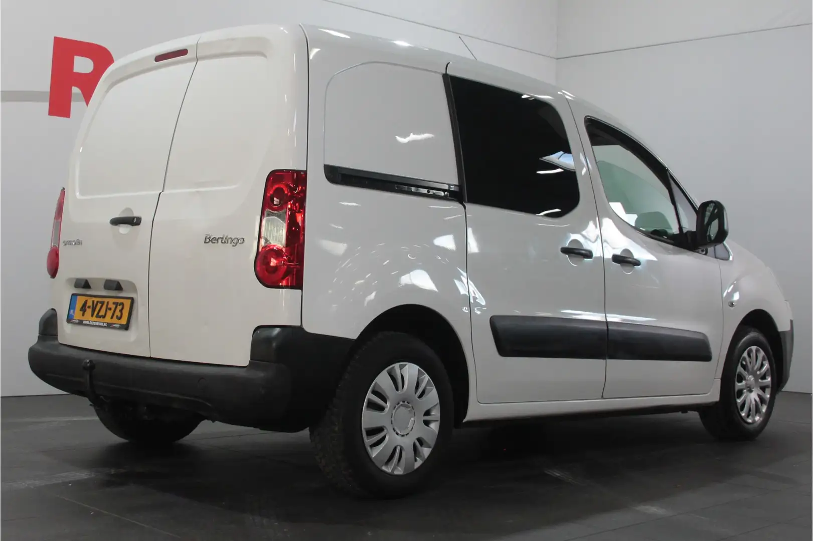 Citroen Berlingo 1.6 HDIF 500 Comfort - Airco / Trekhaak / Radio cd - 2