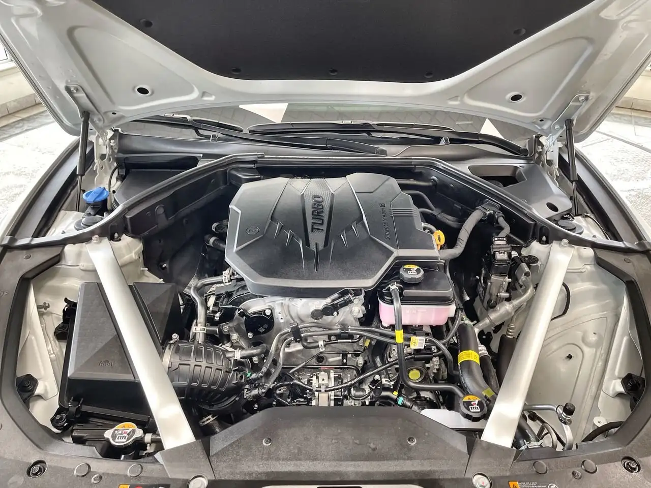 Genesis G70 снимка Genesis G70