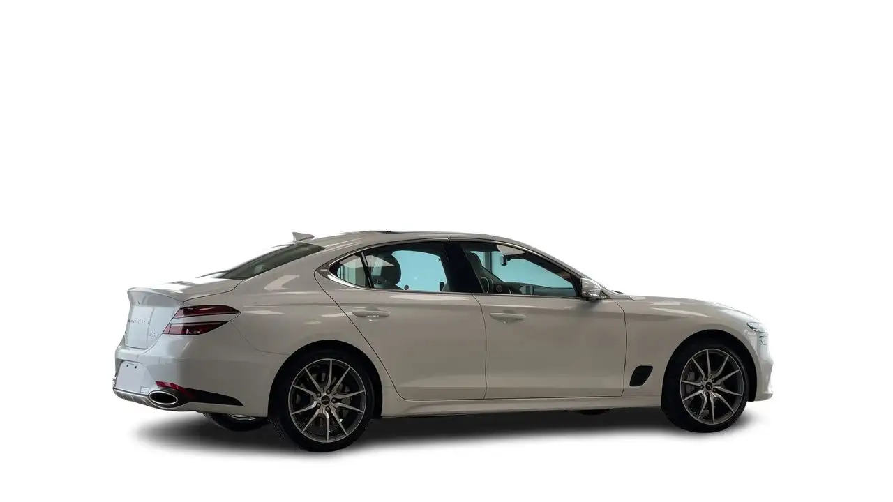 Genesis G70 снимка Genesis G70