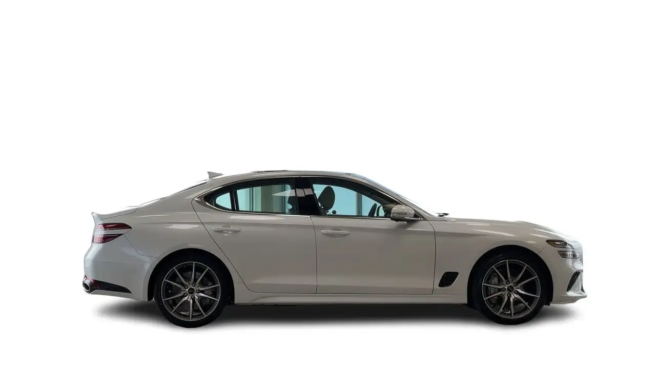 Genesis G70 снимка Genesis G70