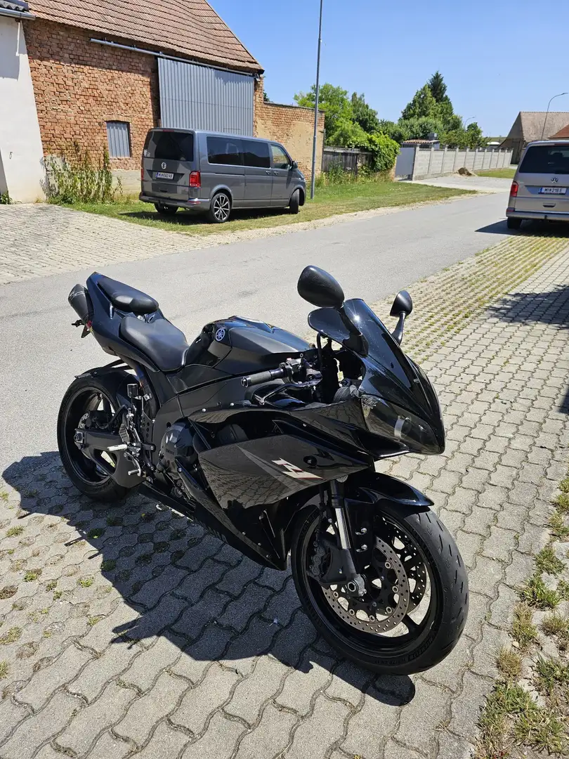 Yamaha YZF-R1 Nero - 1