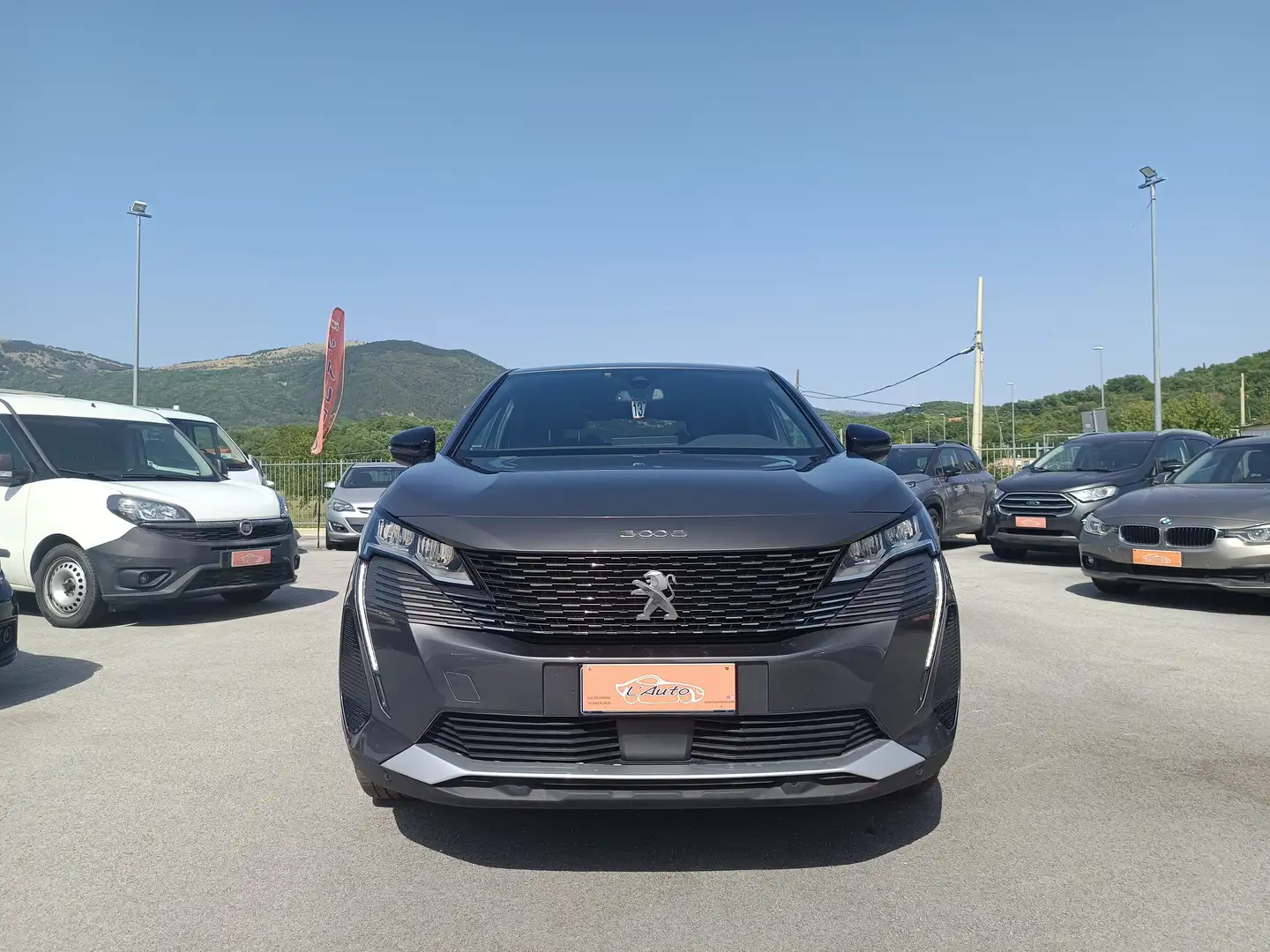 Peugeot 3008 1.5 bluehdi Allure Pack s&s 130cv eat8 Gris - 2