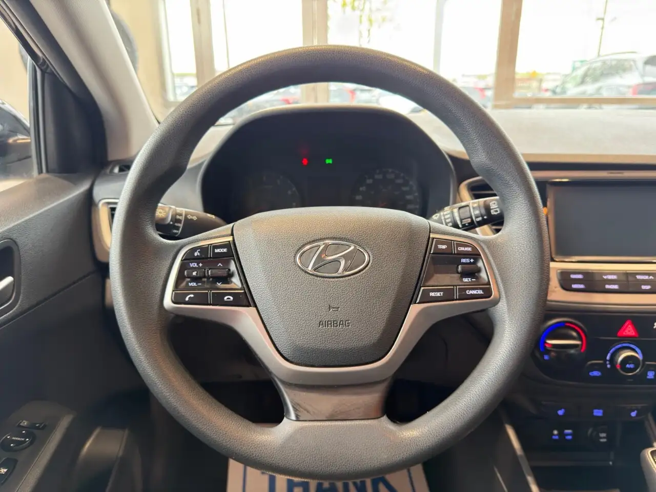 Hyundai ACCENT снимка Hyundai ACCENT