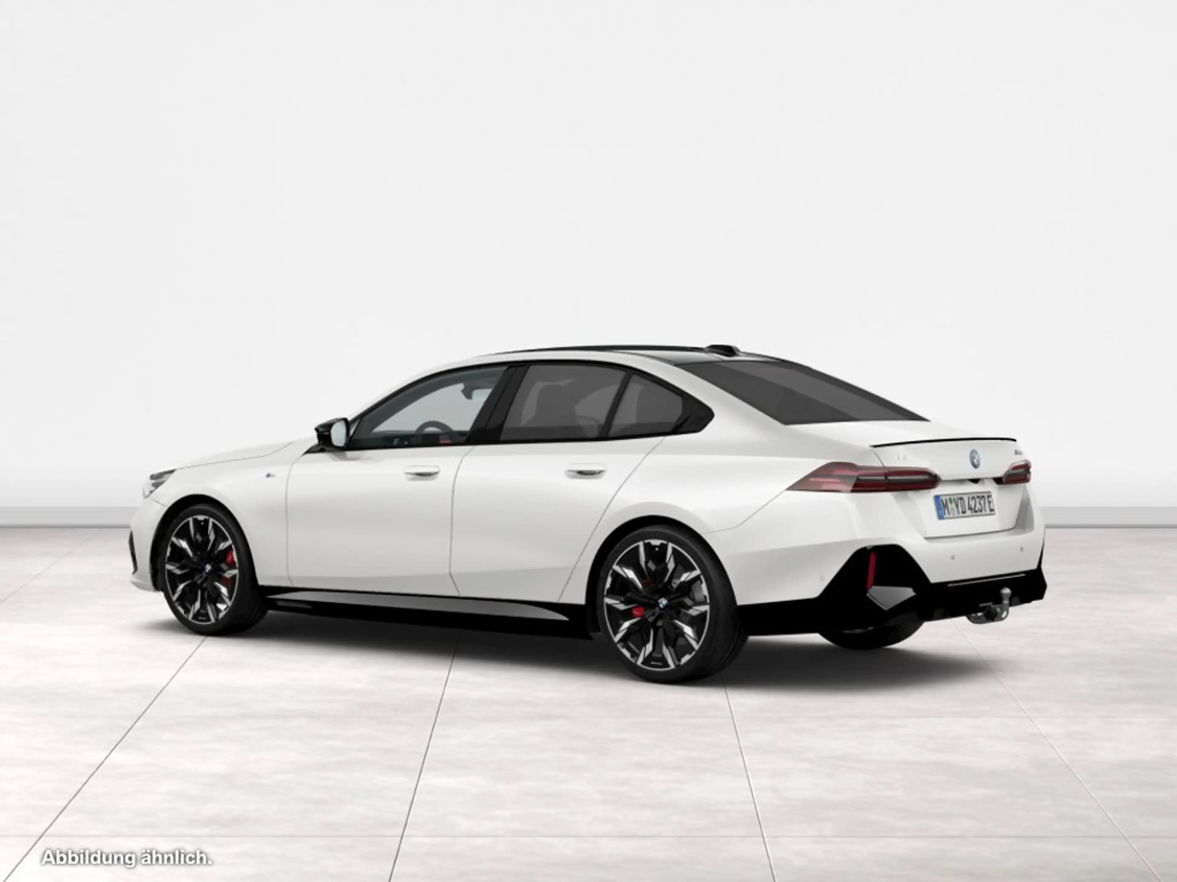 BMW i5 M60 xDrive — photo 6
