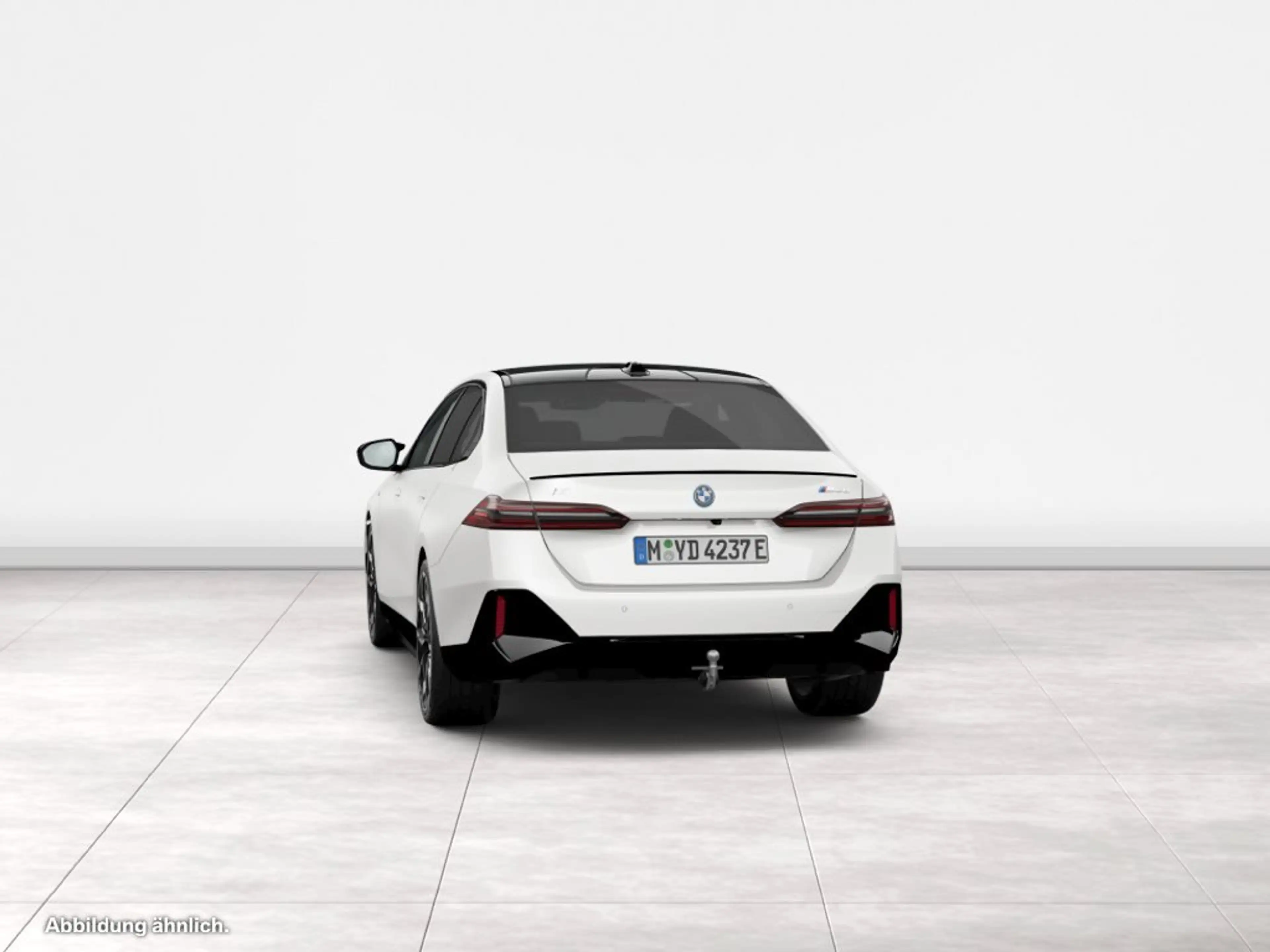 BMW i5 M60 xDrive — photo 7