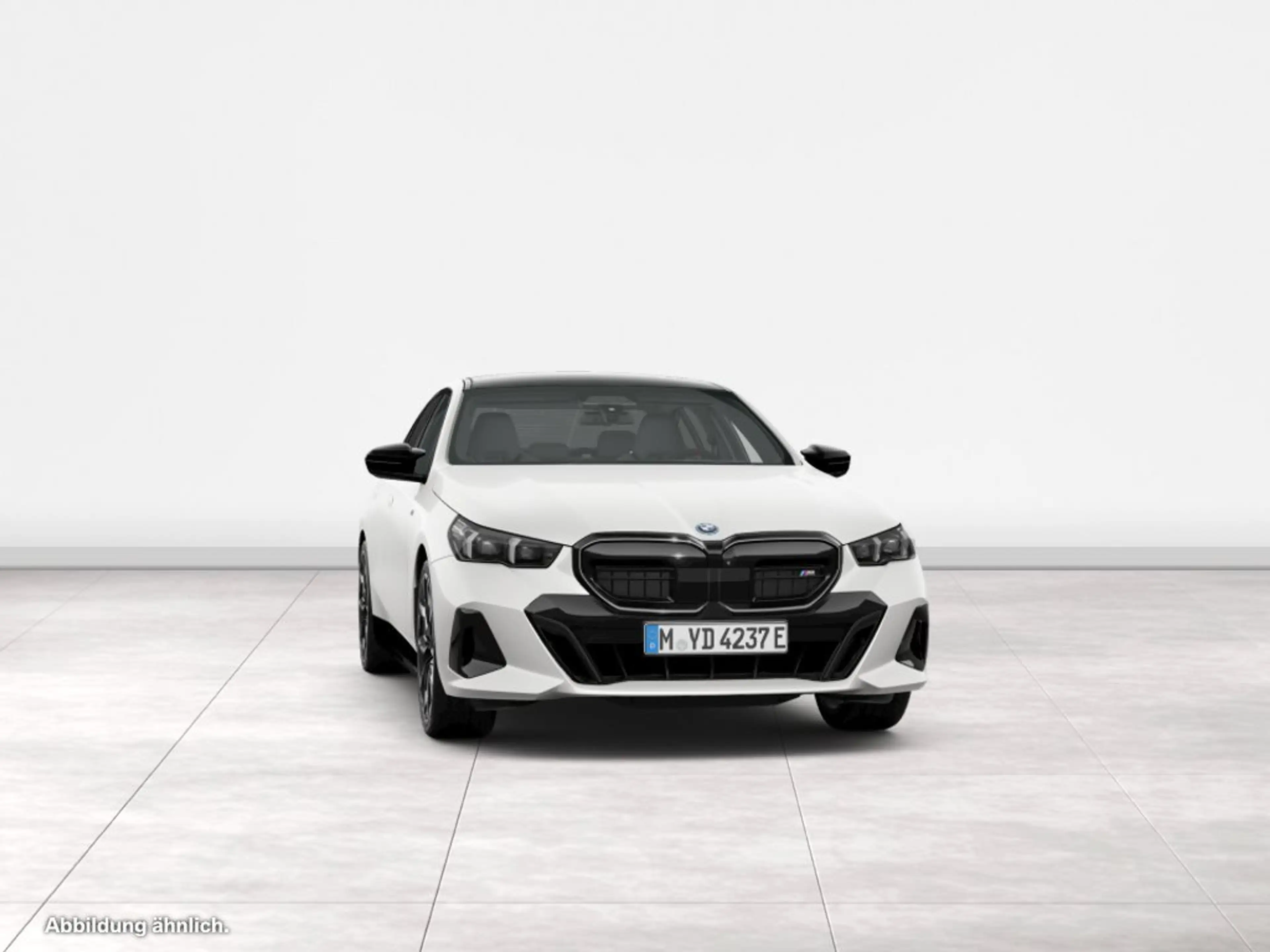 BMW i5 M60 xDrive — photo 10