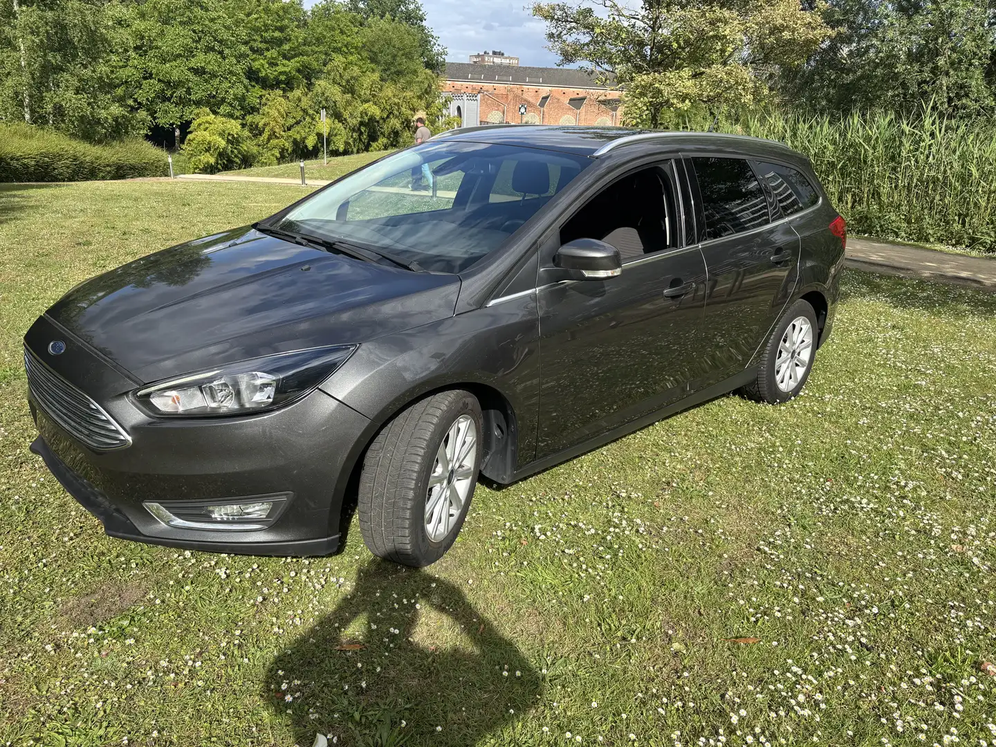 Ford Focus 1.0 EcoBoost Business Class✅GARANTIE 1 AN✅ Gris - 1