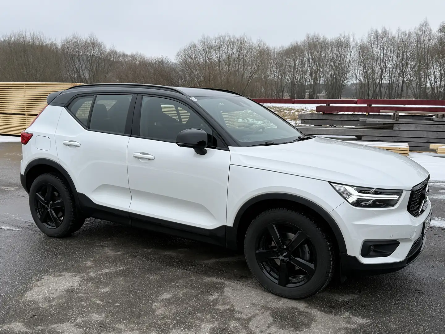 Volvo XC40 XC40 T2 R-Design Geartronic R-Design Weiß - 2