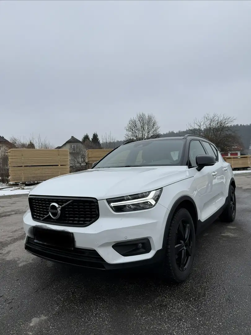 Volvo XC40 XC40 T2 R-Design Geartronic R-Design Weiß - 1
