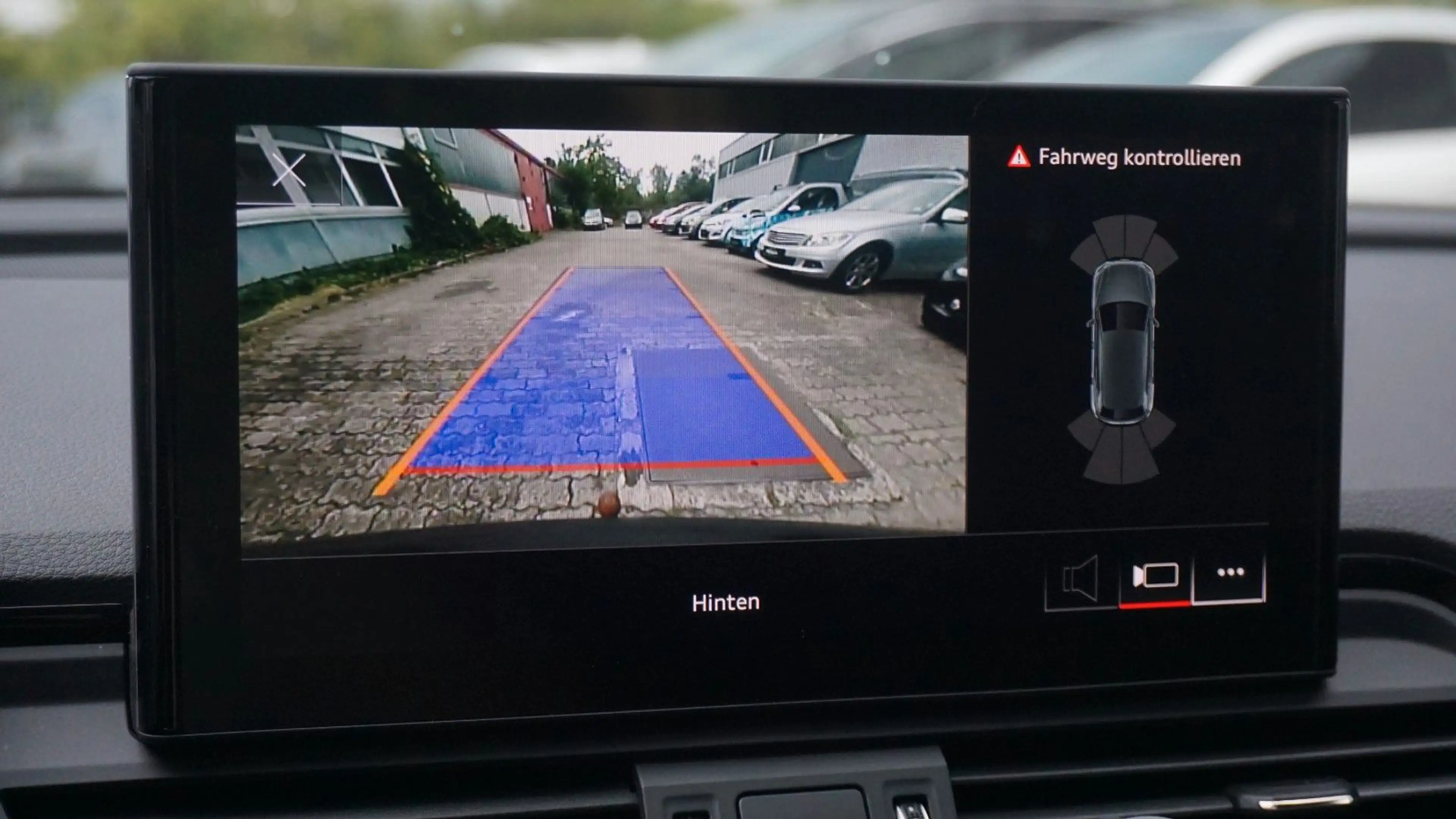 Audi SQ5 KAMERA*ACC*MATRIX*AHK*KEYLESS*TOTW*LHZ*TOP!! — photo 17