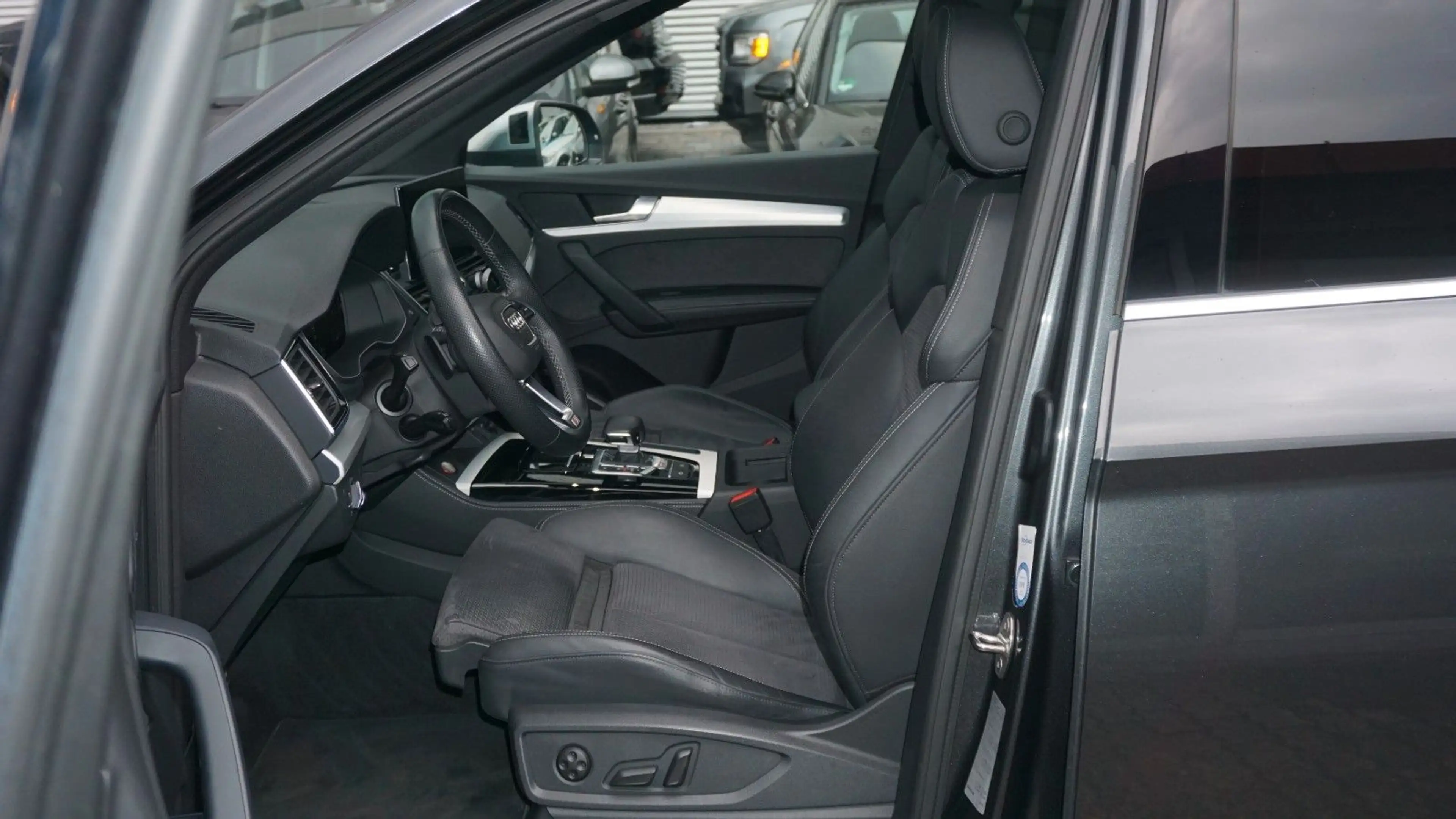 Audi SQ5 KAMERA*ACC*MATRIX*AHK*KEYLESS*TOTW*LHZ*TOP!! — photo 9