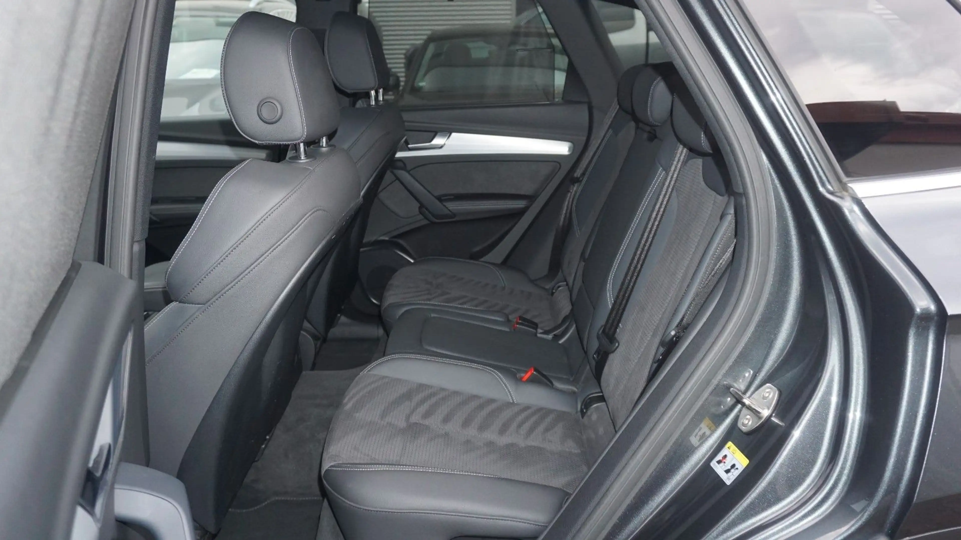 Audi SQ5 KAMERA*ACC*MATRIX*AHK*KEYLESS*TOTW*LHZ*TOP!! — photo 12