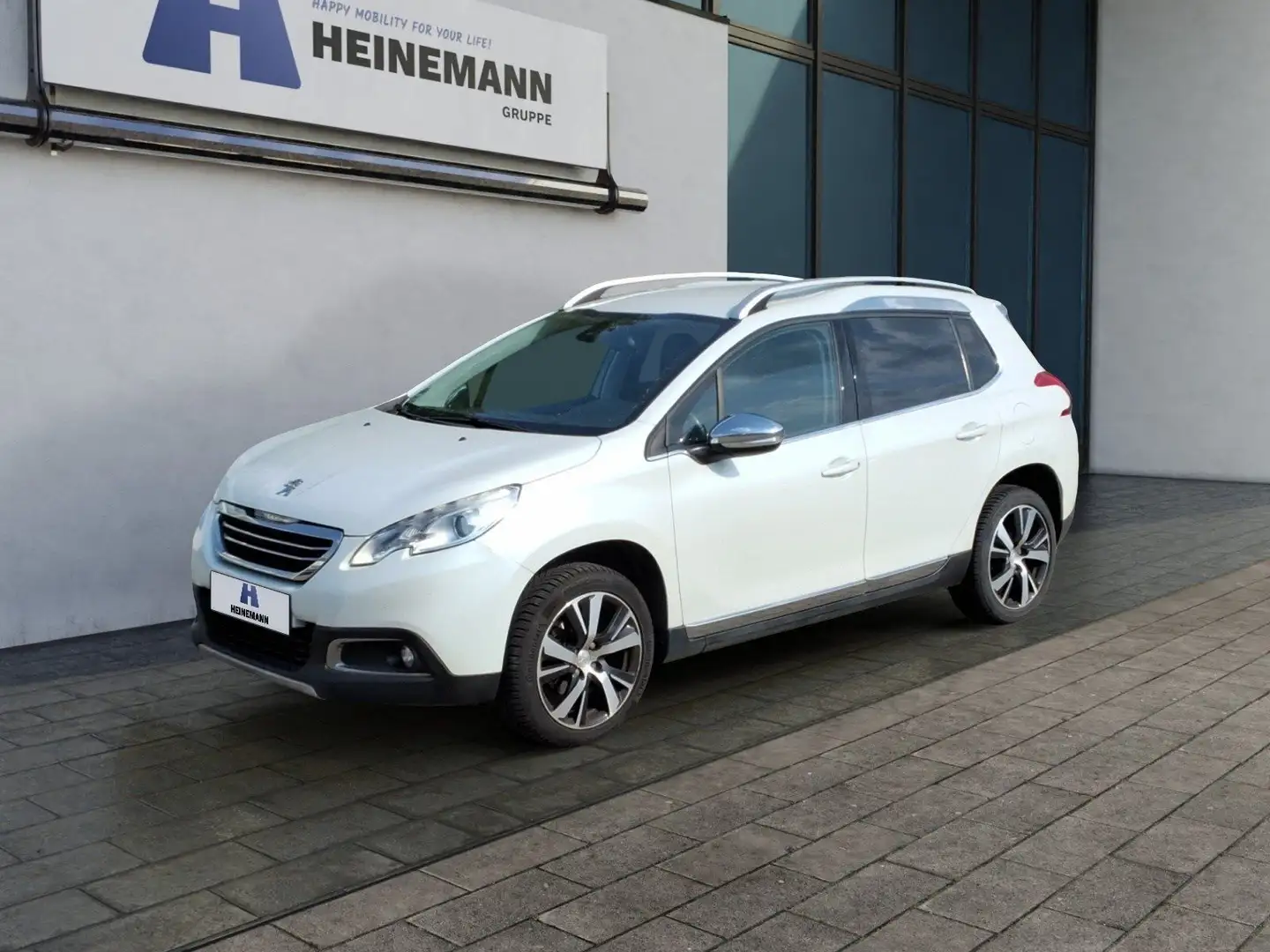 Peugeot 2008 1.6 120PS -NAVI-SITZHZ-PDC-LEDER- Weiß - 1
