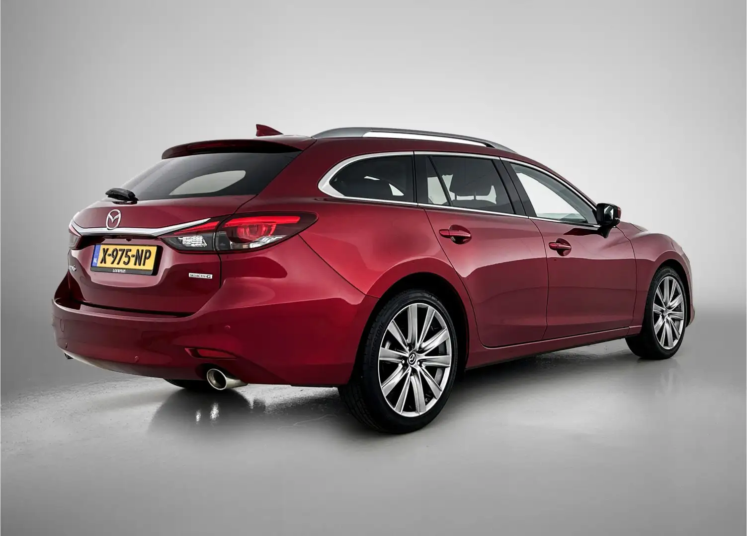 Mazda 6 Sportbreak 2.0 SkyActiv-G 165 Exclusive-Line | Sto Rood - 2
