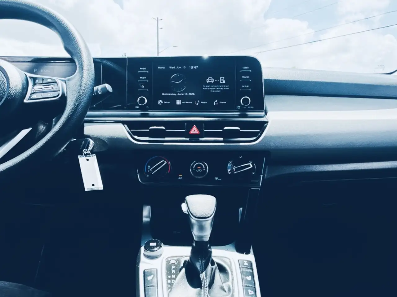Kia Seltos снимка Kia Seltos