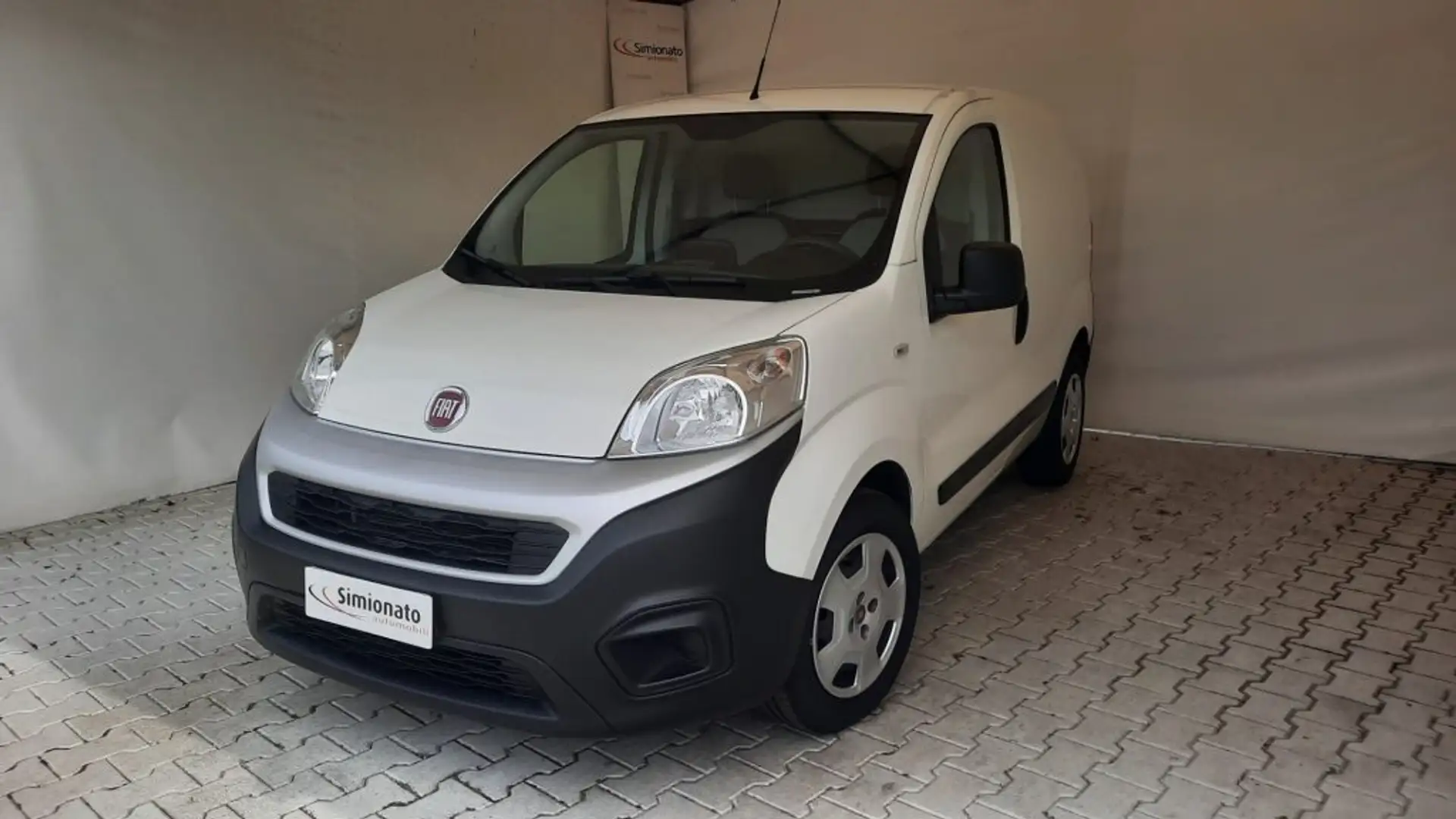 Fiat Fiorino 1.3 MJT 95CV Cargo SX Alb - 1