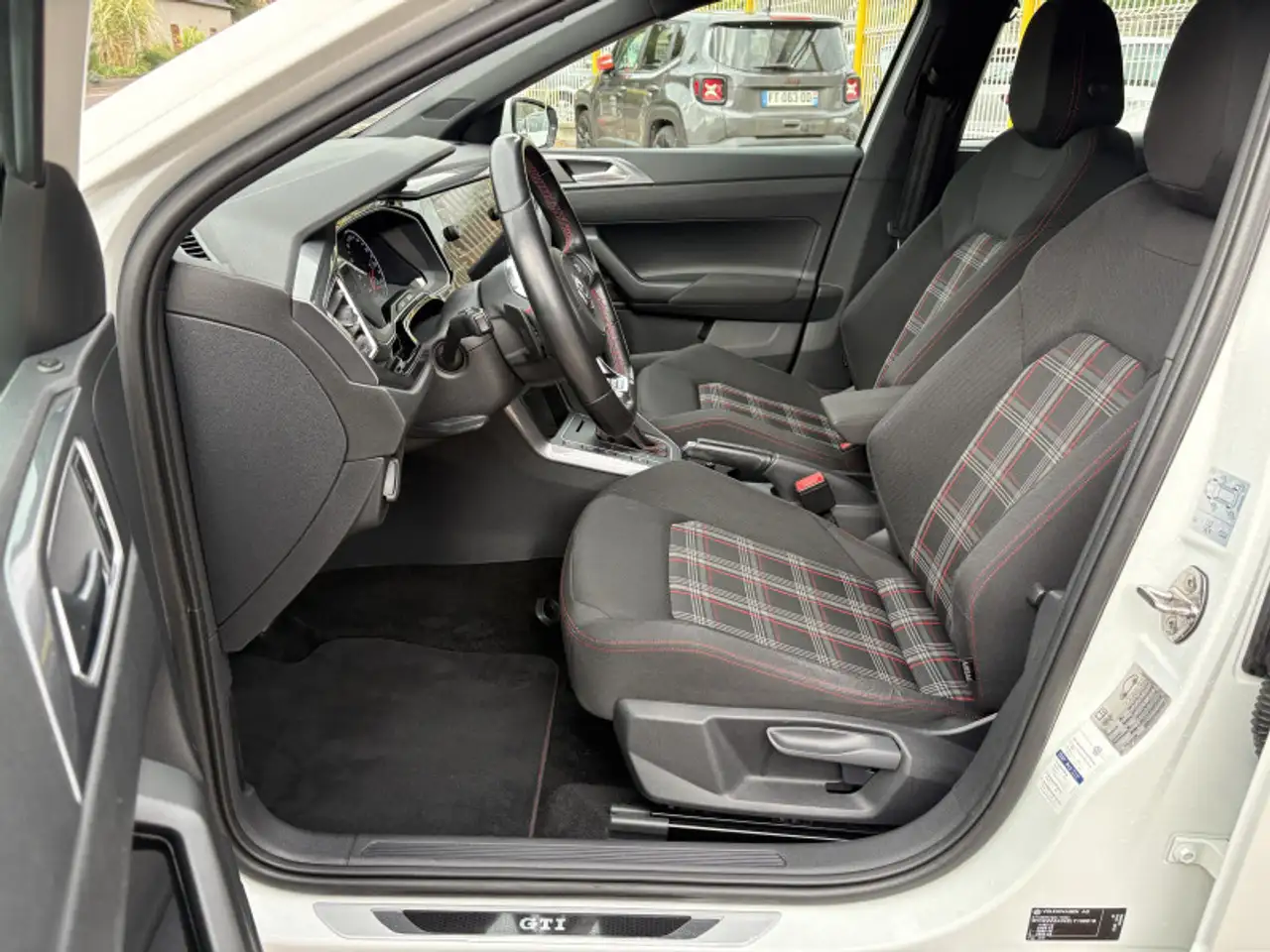Volkswagen Polo GTI — photo 7