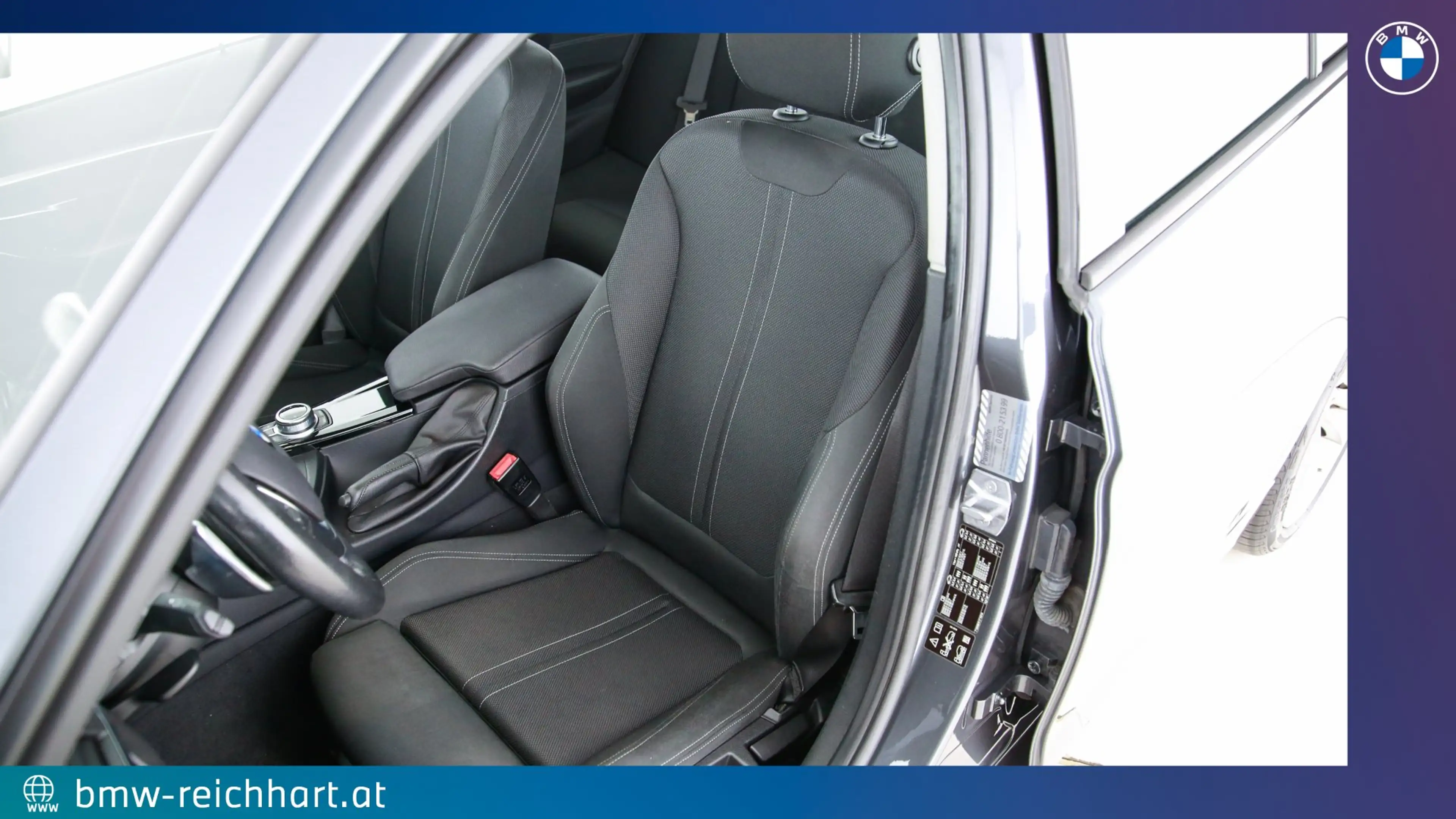 BMW 320 i xDrive Sport Line / LED Scheinwerfer / Rückfahrkamera / NAVI / Sitzheizung — photo 10