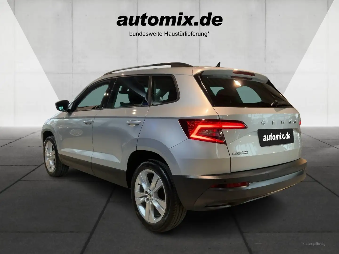 Skoda Karoq ,AHK,Navi,AUTOM.,LED,SHZ;Kamera,Tempomat Silber - 2