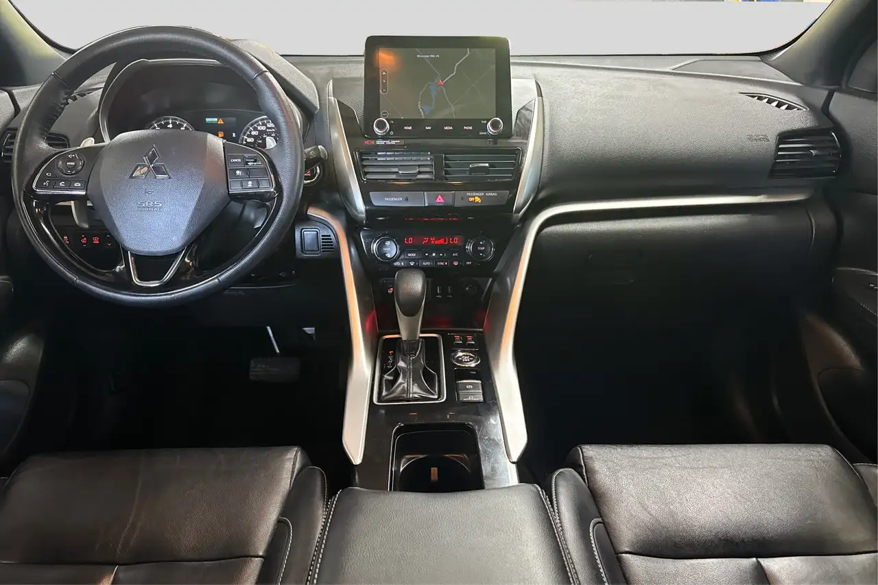 Mitsubishi Eclipse Cross снимка Mitsubishi Eclipse Cross