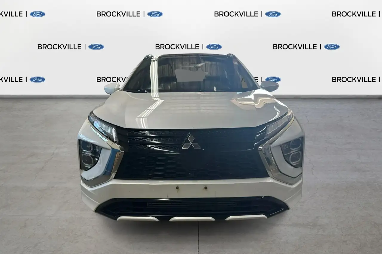 Mitsubishi Eclipse Cross снимка Mitsubishi Eclipse Cross