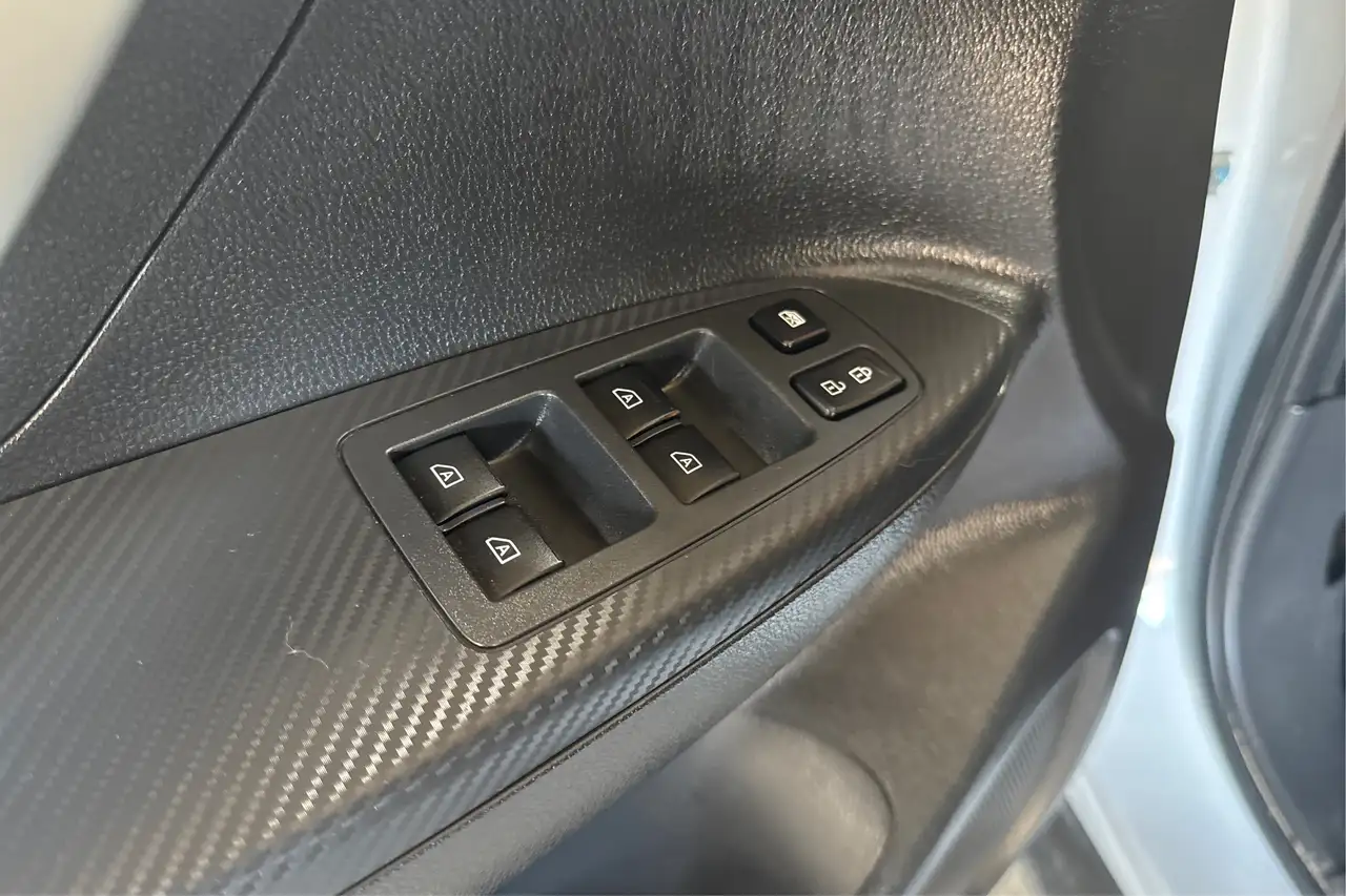 Mitsubishi Eclipse Cross снимка Mitsubishi Eclipse Cross