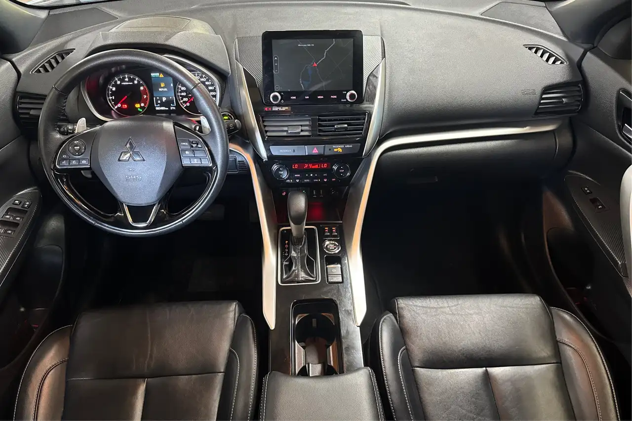 Mitsubishi Eclipse Cross снимка Mitsubishi Eclipse Cross