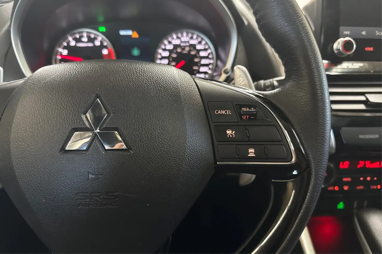 Mitsubishi Eclipse Cross снимка Mitsubishi Eclipse Cross