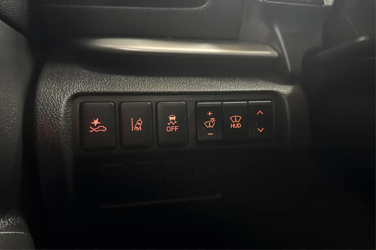 Mitsubishi Eclipse Cross снимка Mitsubishi Eclipse Cross
