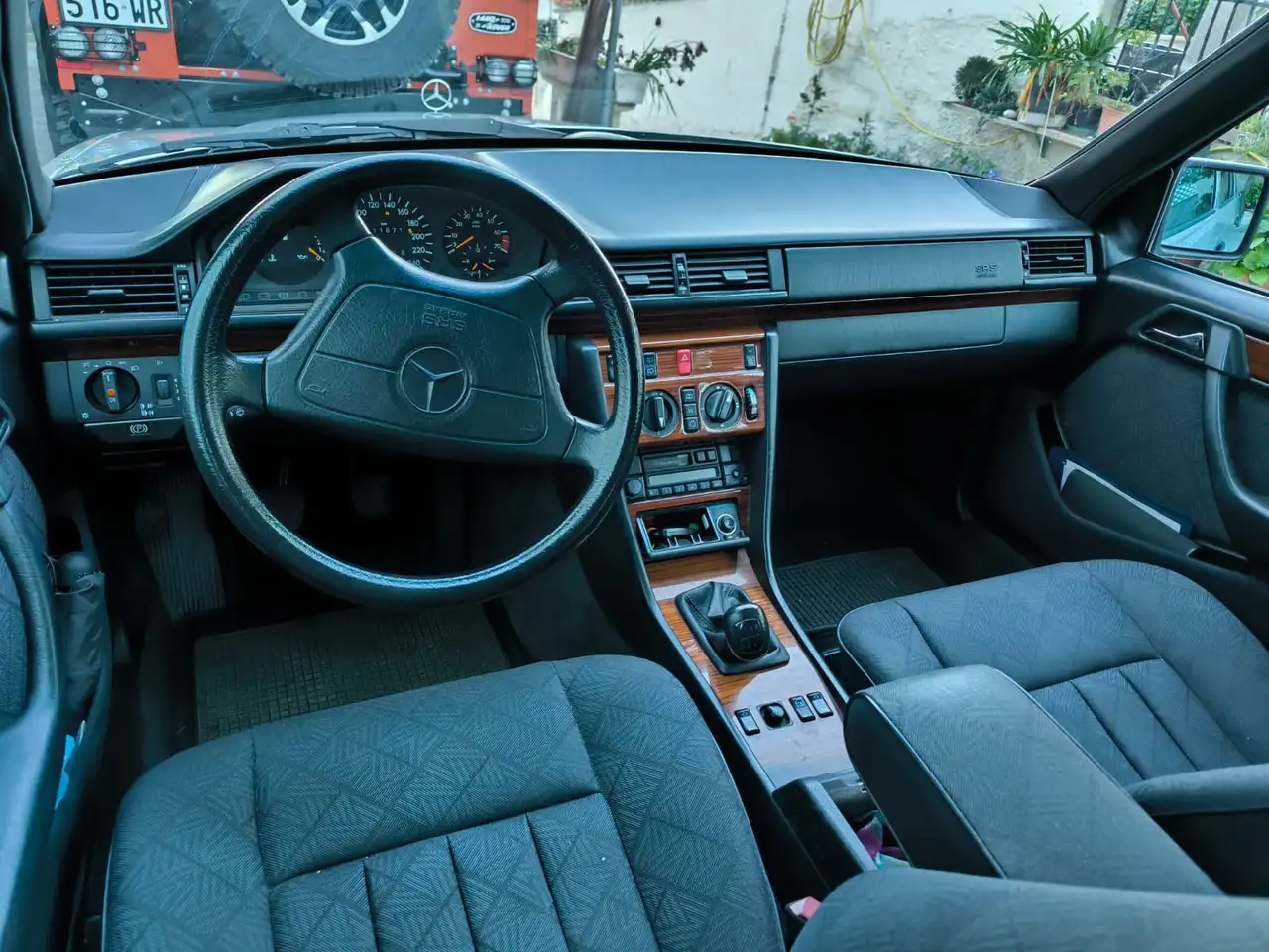 Mercedes-Benz 200 s124 sw, foto 6