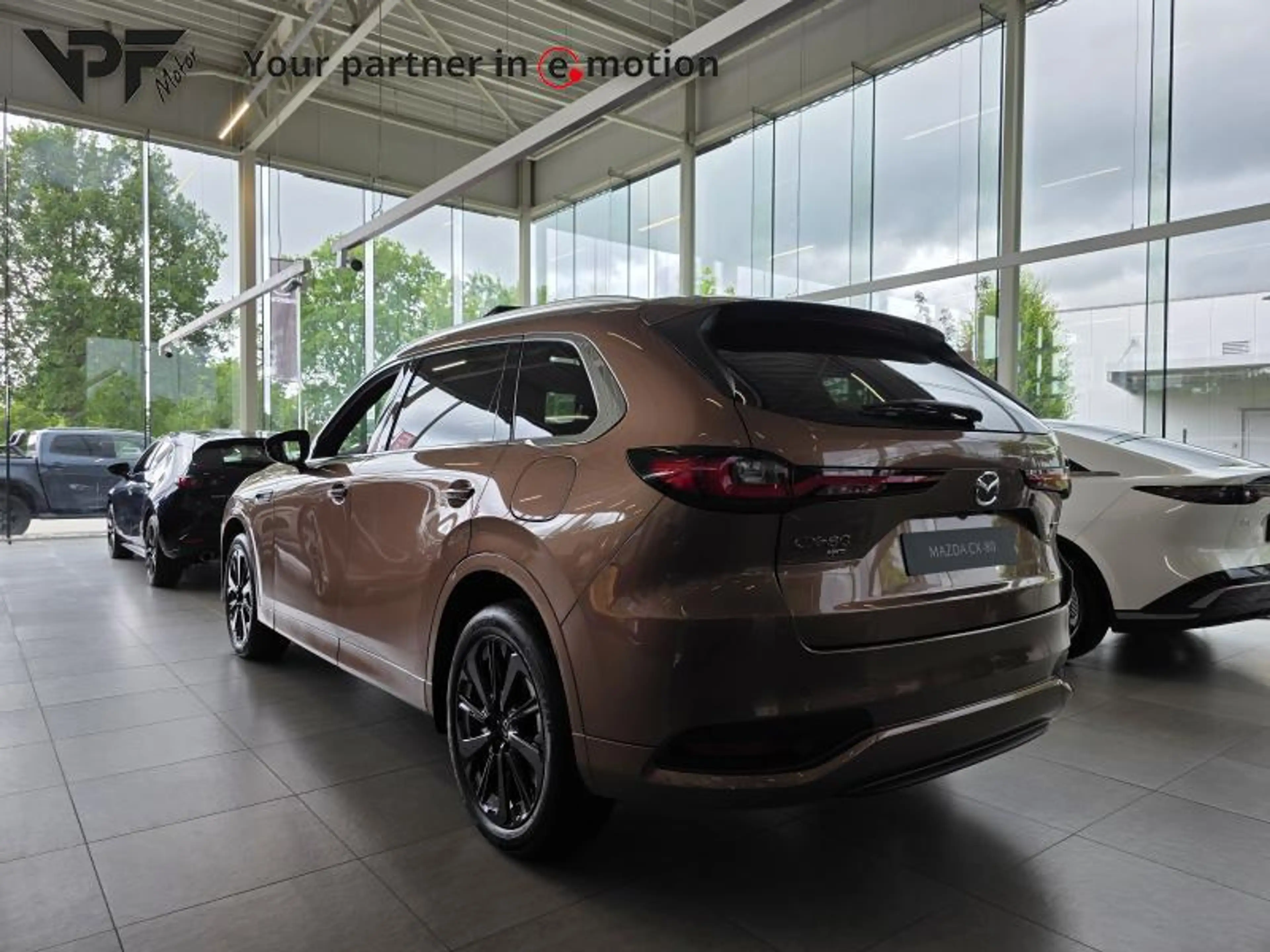Mazda CX-80 Homura PLUS *kies voor 1000 euro gratis accessoire — photo 2