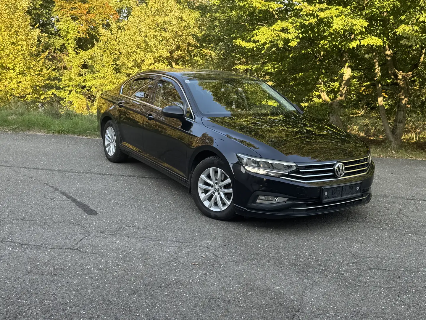 Volkswagen Passat Comfortline 2,0 TDI SCR DSG Schwarz - 2