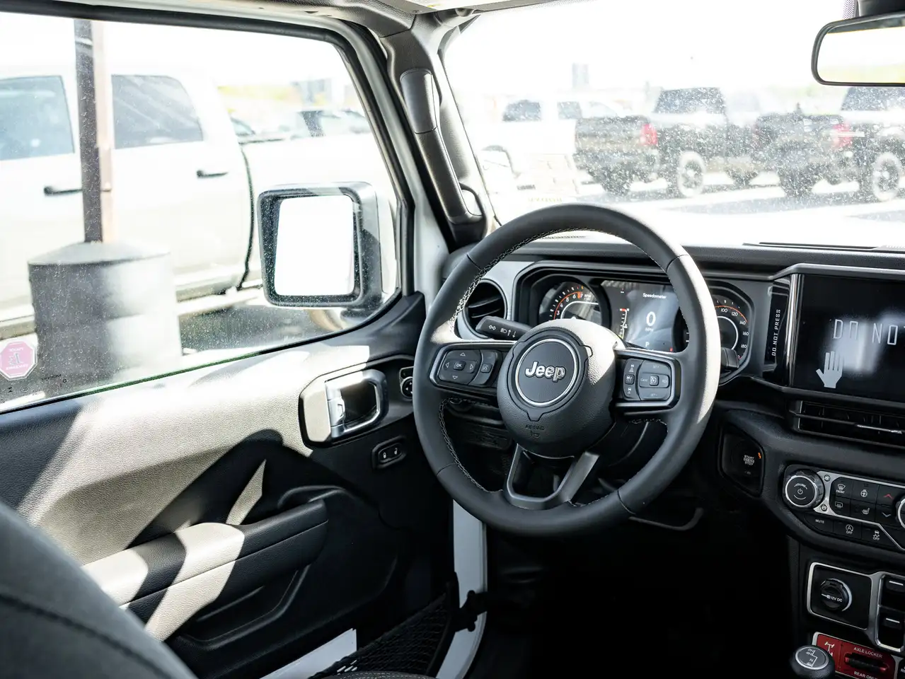 Jeep Gladiator снимка Jeep Gladiator