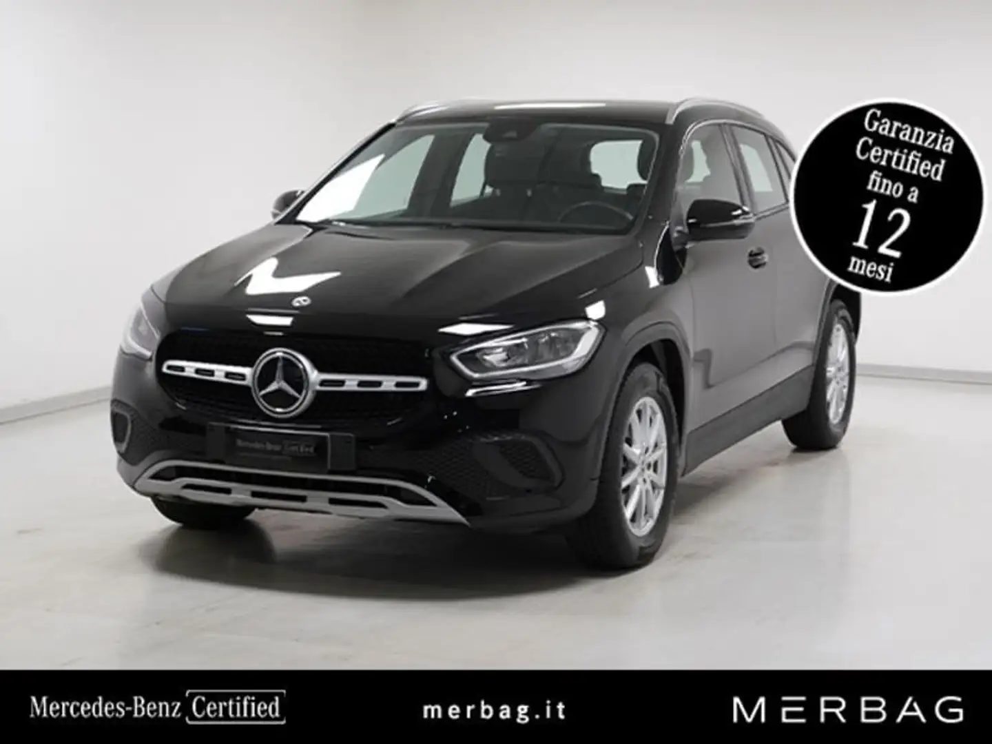 Mercedes-Benz GLA 180 d Automatic Business Siyah - 1