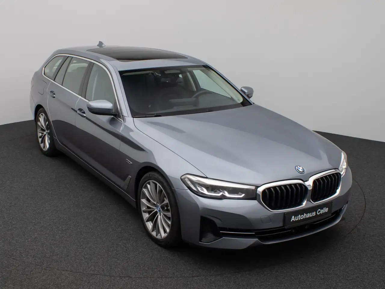 BMW 530