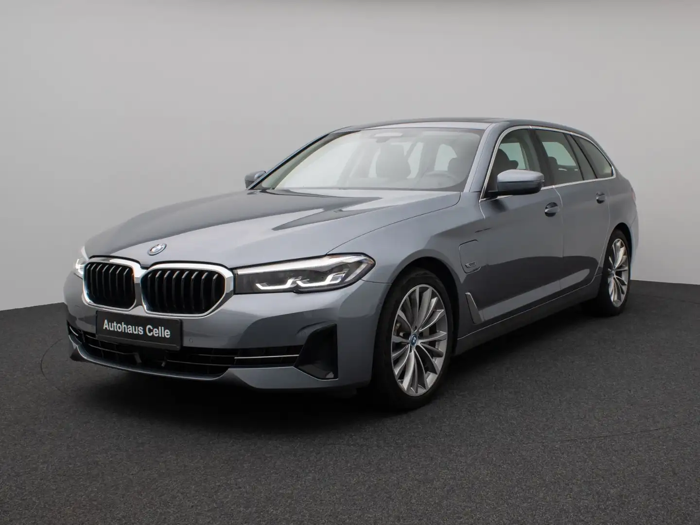 BMW 530 e xD Pano Kamera DAB HiFi Adapt. Fahrwerk 19" Bleu - 1