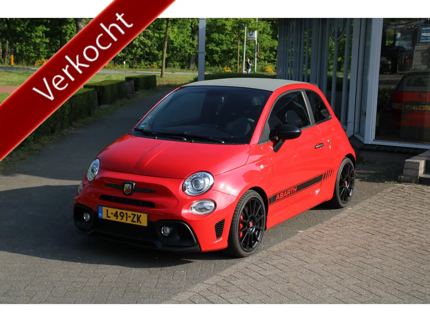 Abarth 595C Competizione 1.4 T-Jet 180pk 35.000km! CABRIO SABE Rood - 1