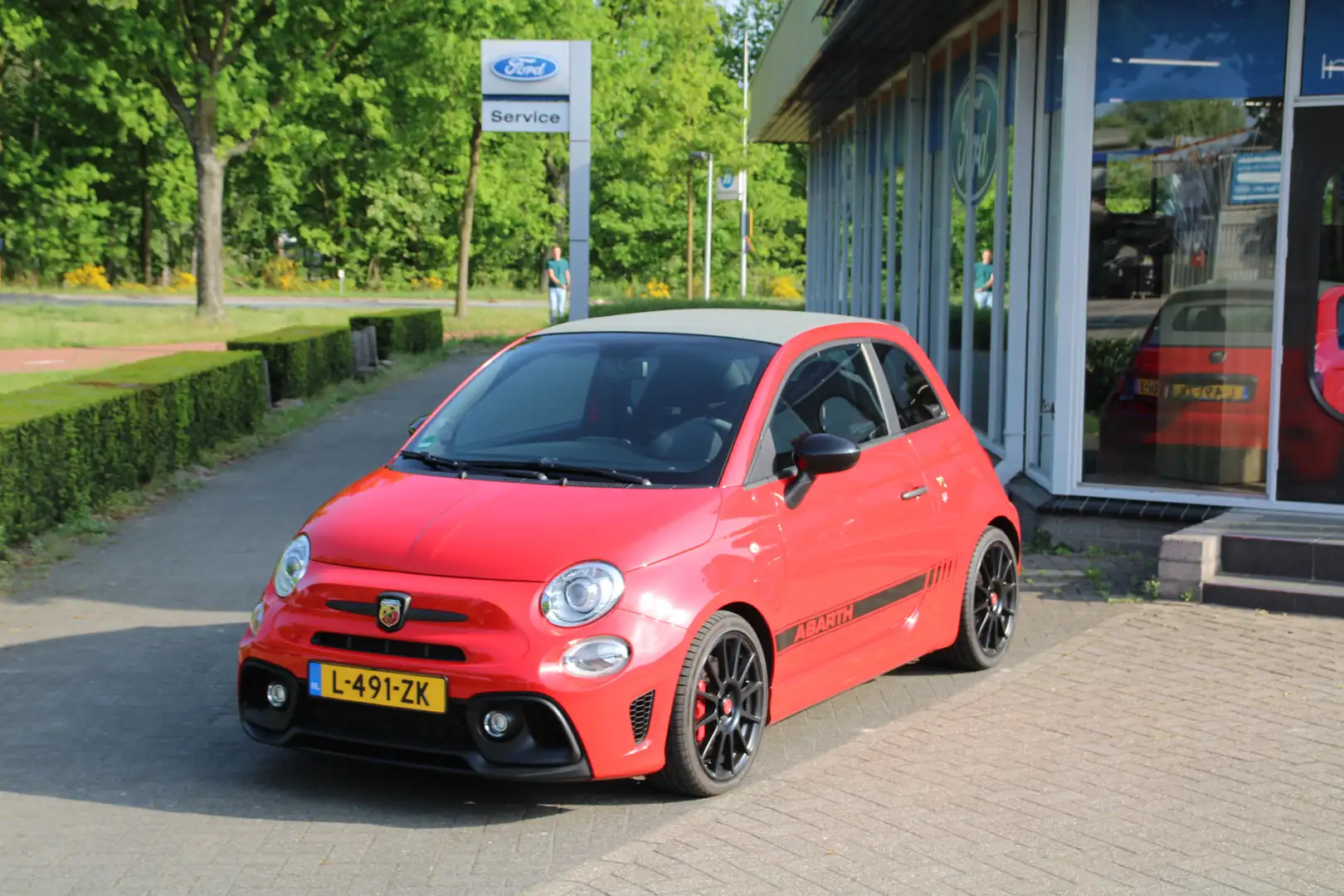 Fiat 500C Abarth 1.4 T-Jet 180 pk Competizione 35.000km! CABRIO SAB Rosso - 2