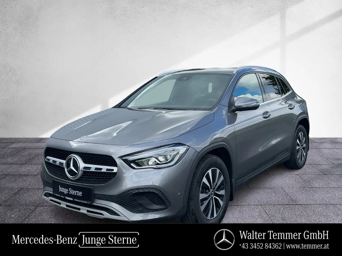Mercedes-Benz GLA 180 Style MBUX Style AUT RKam PTS Shz LED Gris - 1