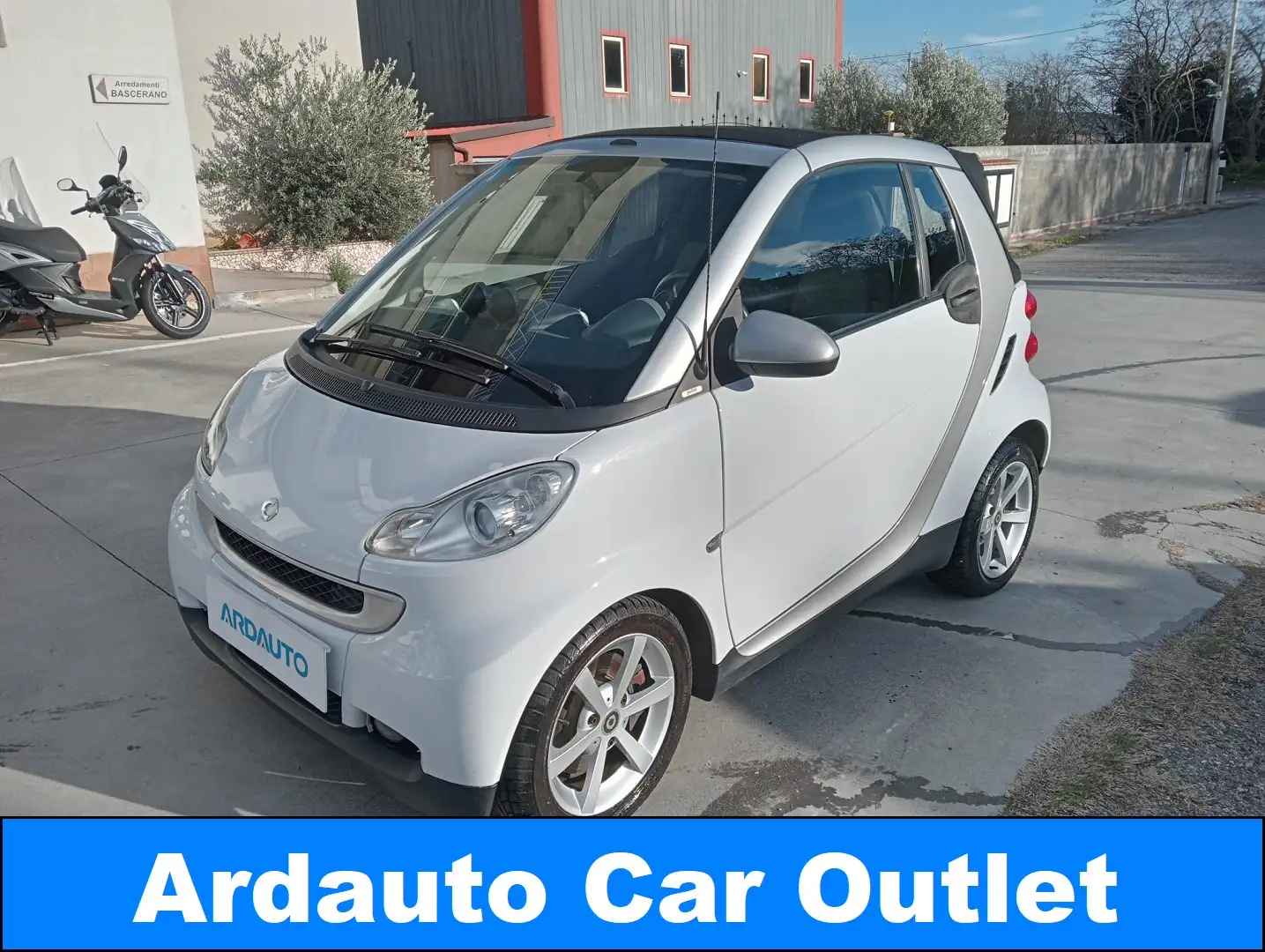 smart forTwo Smart Fortwo Cabrio pulse 70 cv Bianco - 1