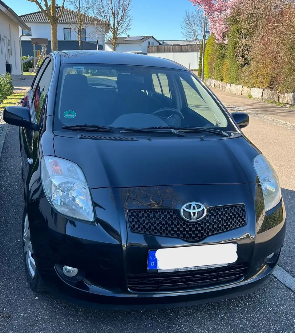 Toyota Yaris Yaris Diesel  5-Türer 1.4 D-4D Sol Schwarz - 2
